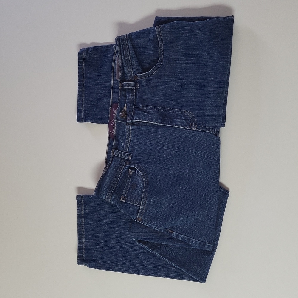 Gloria Vanderbilt jeans